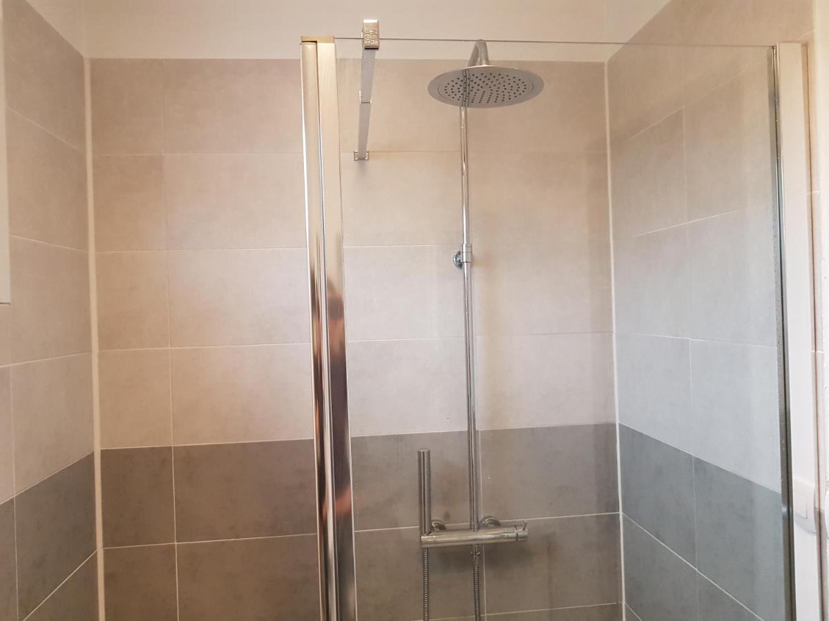 Gite Les Petits Poissons Verts Et Massages La Jarrie Exterior foto