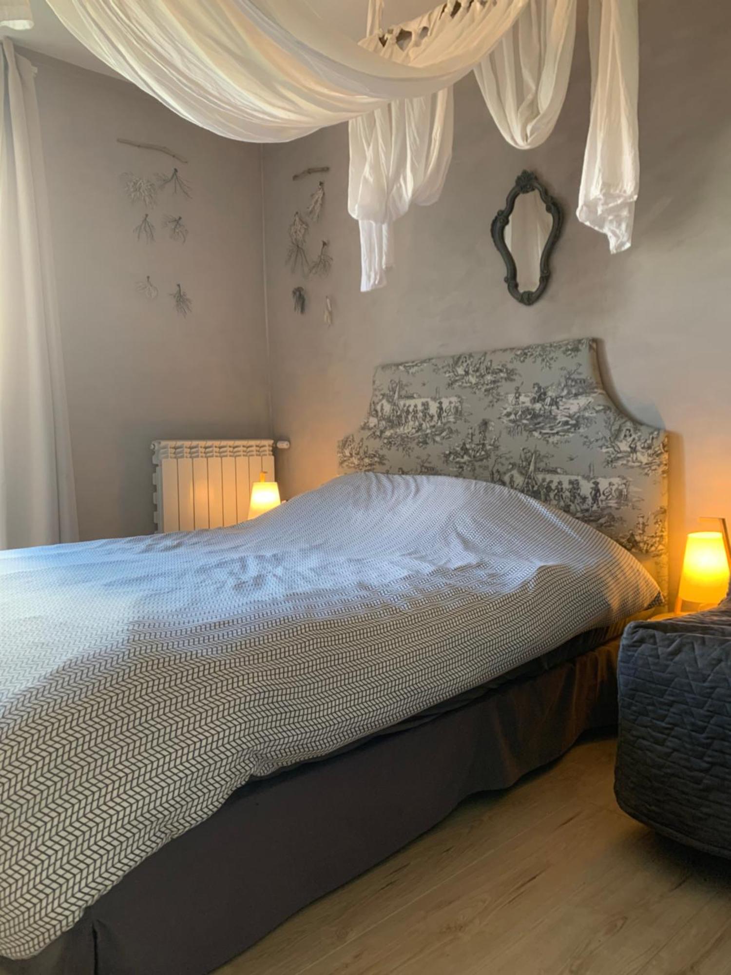 Gite Les Petits Poissons Verts Et Massages La Jarrie Exterior foto